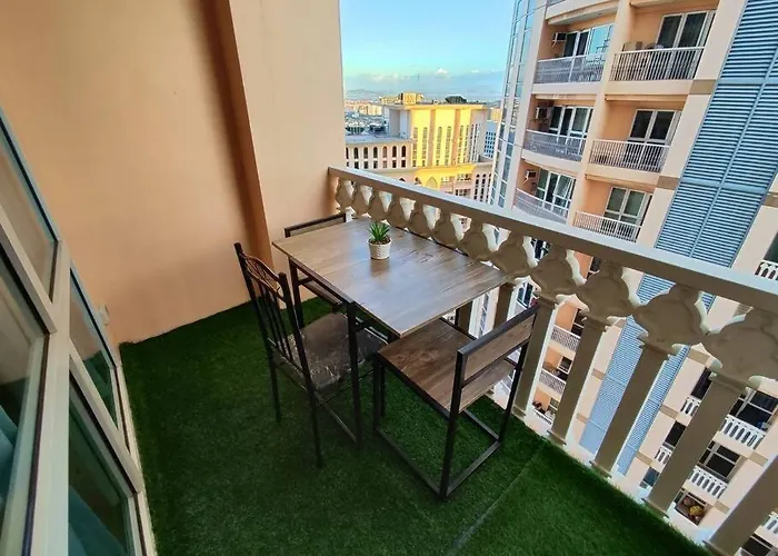 A2j Luxury Near Venice Mall Bgc Taguig