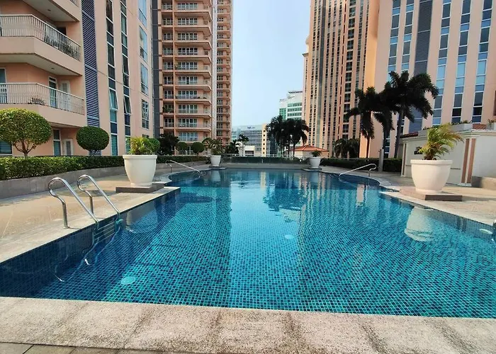 A2j Luxury Near Venice Mall Bgc Taguig マニラ市