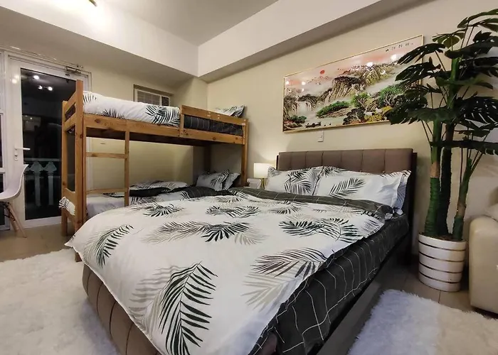 A2j Luxury Near Venice Mall Bgc Taguig *