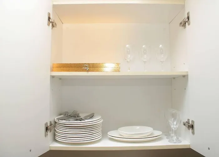 A2j Luxury Near Venice Mall Bgc Taguig *